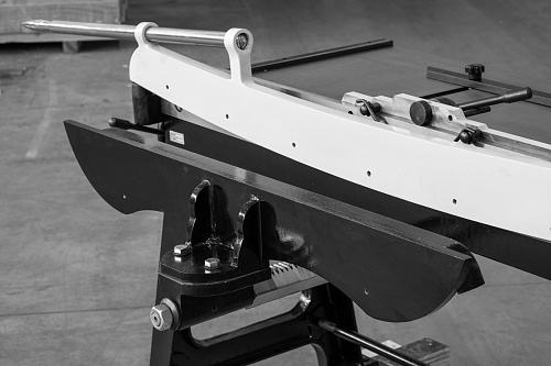 Гильотина ручная сабельного типа Stalex KHS-1250